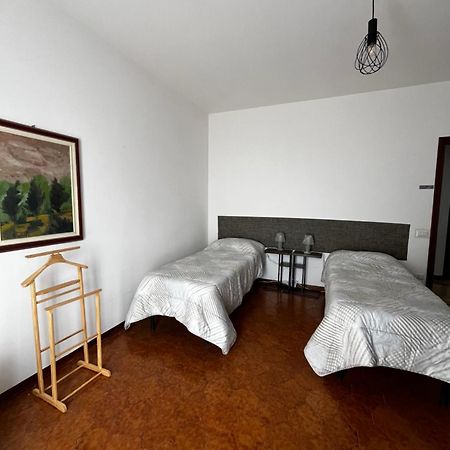 R&B Emilia Bed & Breakfast Cadeo Dış mekan fotoğraf
