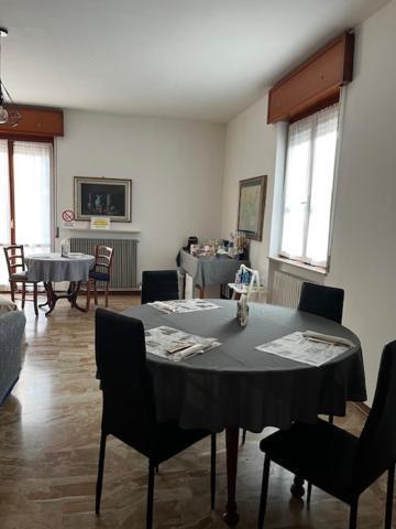 R&B Emilia Bed & Breakfast Cadeo Dış mekan fotoğraf