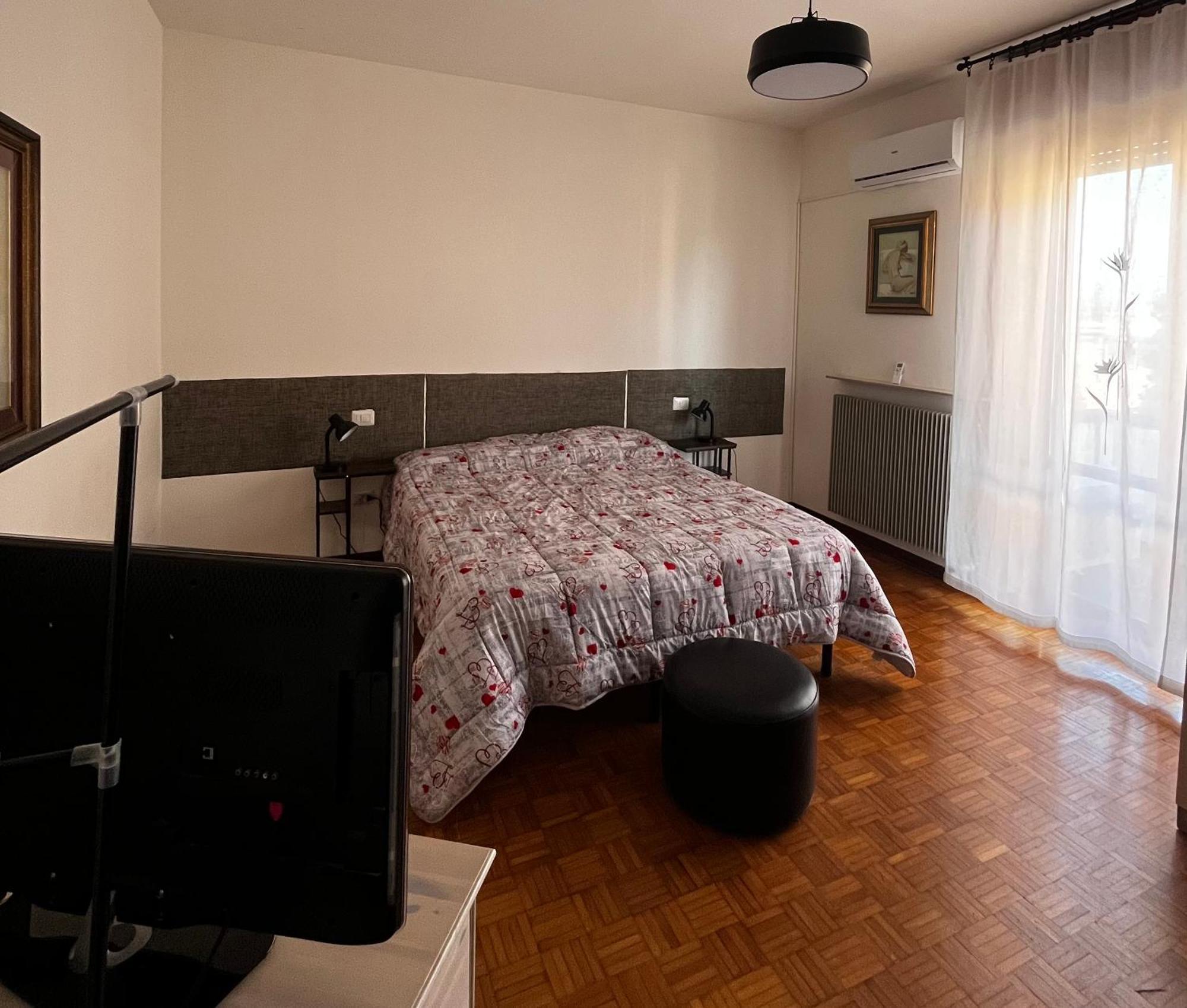 R&B Emilia Bed & Breakfast Cadeo Dış mekan fotoğraf